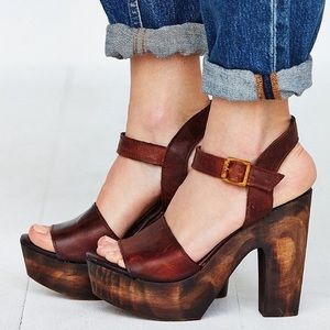 Freebird Caye size 7 cognac